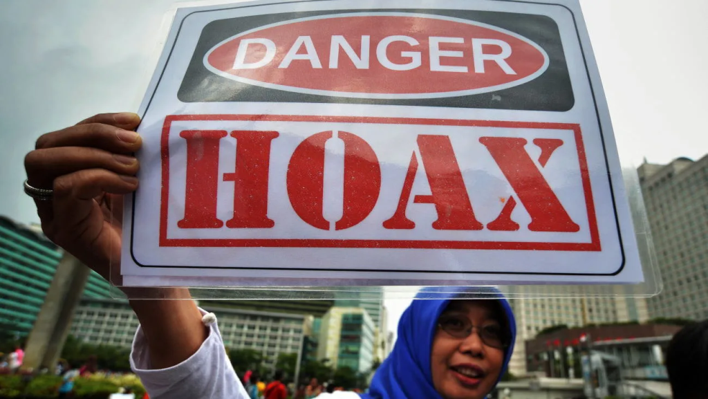 Viralnya Hoax Cermin Krisis Literasi