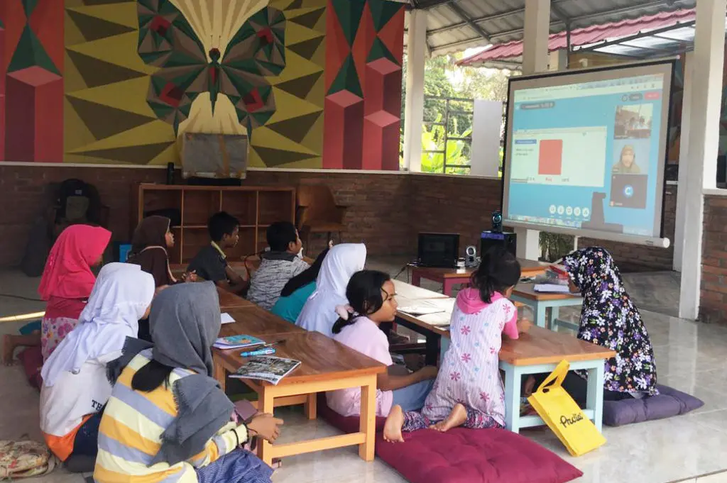 Teknologi Jadi Senjata Lawan Kemiskinan: Revolusi Digital untuk Indonesia yang Lebih Sejahtera