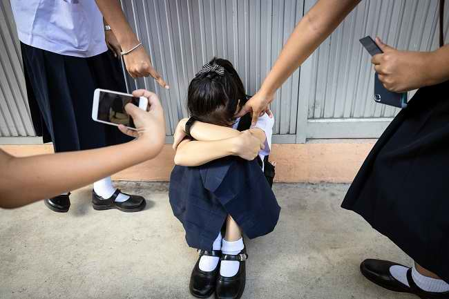 Krisis Moral Anak Muda Indonesia Memprihatinkan: 7 Fakta Mengejutkan di 2025